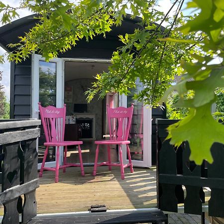 Pipowagen Mamaloe Bed & Breakfast Kesteren Luaran gambar