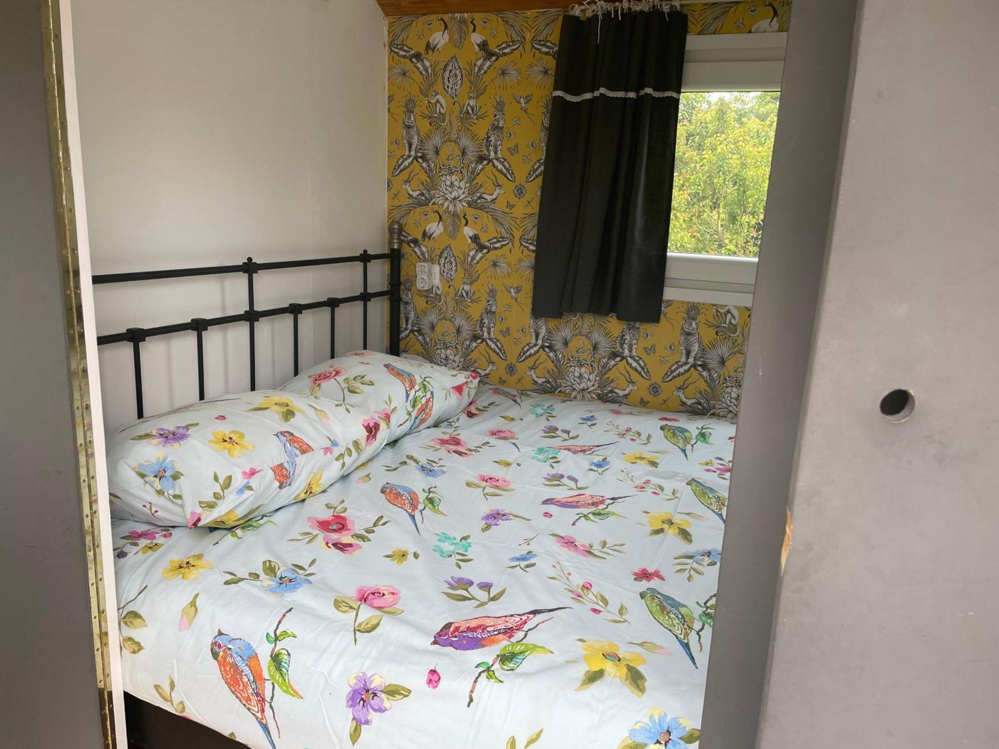 Pipowagen Mamaloe Bed & Breakfast Kesteren Luaran gambar