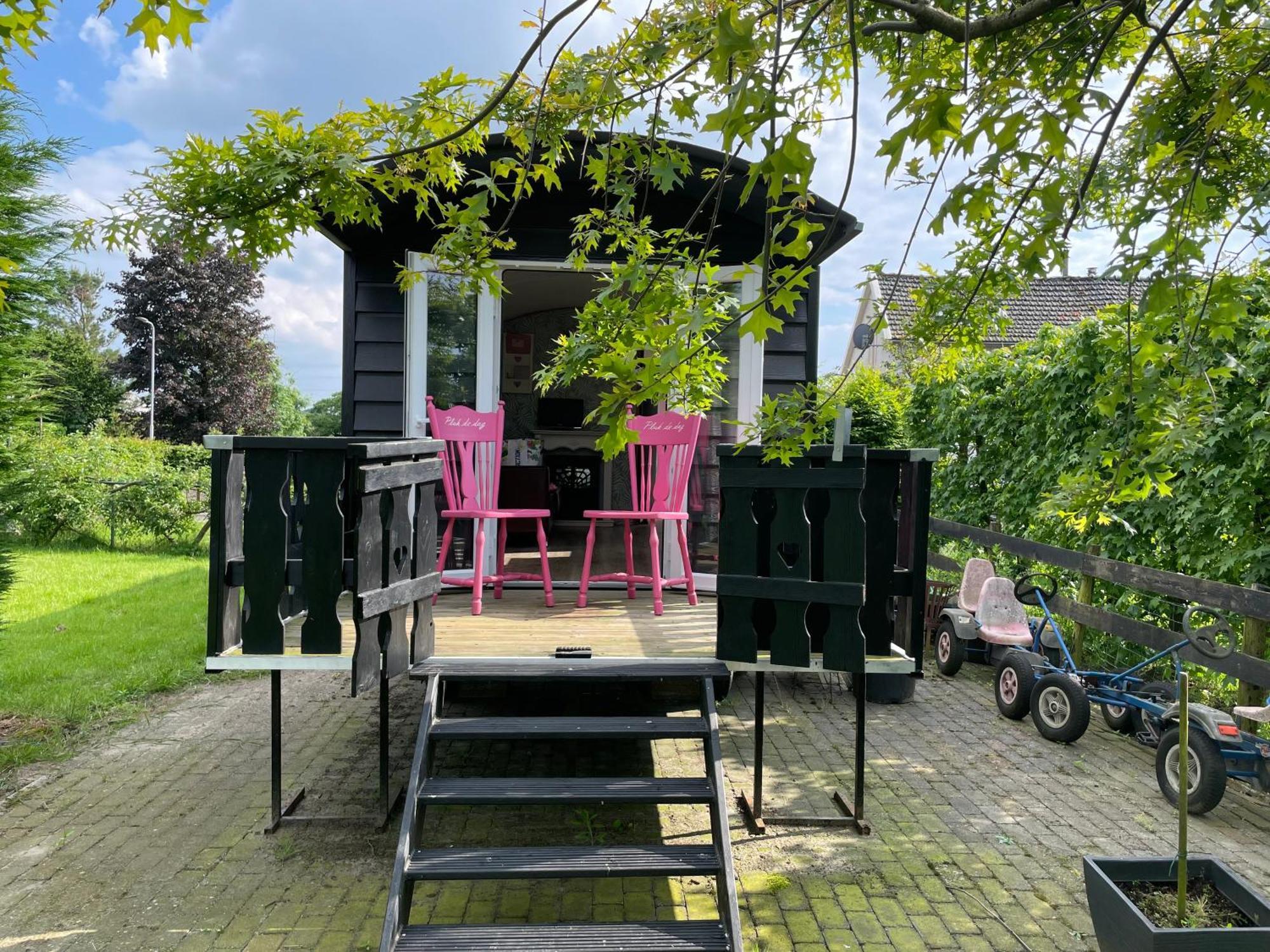 Pipowagen Mamaloe Bed & Breakfast Kesteren Luaran gambar